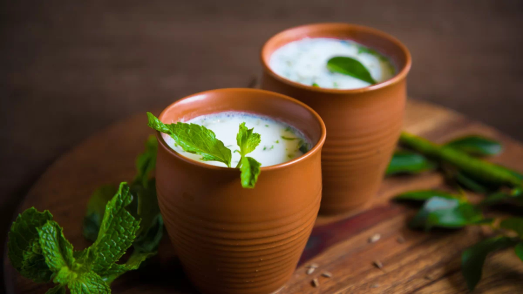 Drinking Buttermilk on an Empty Stomach in the Morning Boosts Digestion