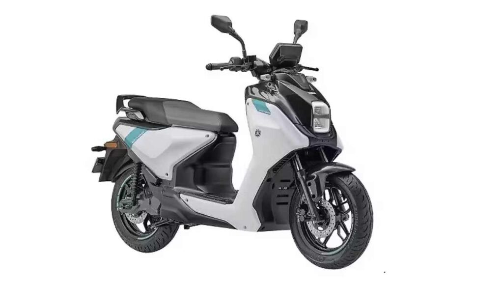 Yamaha EC-06 Marks Major Step in India’s Electric Scooter Race